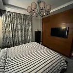 Stylish Oasis In New Cairo: 10 Min To Airport!