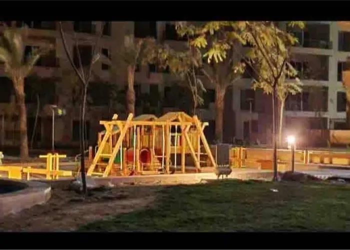 Stylish Oasis In New Cairo: 10 Min To Airport!