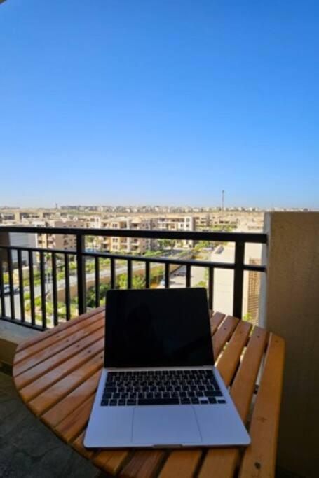 Stylish Oasis In New Cairo: 10 Min To Airport! *